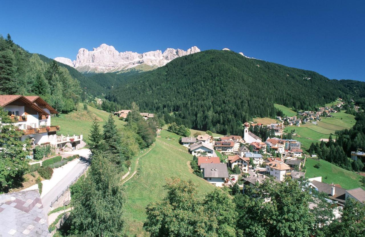 Hotel Berghaus Rosengarten Welschnofen Exterior foto