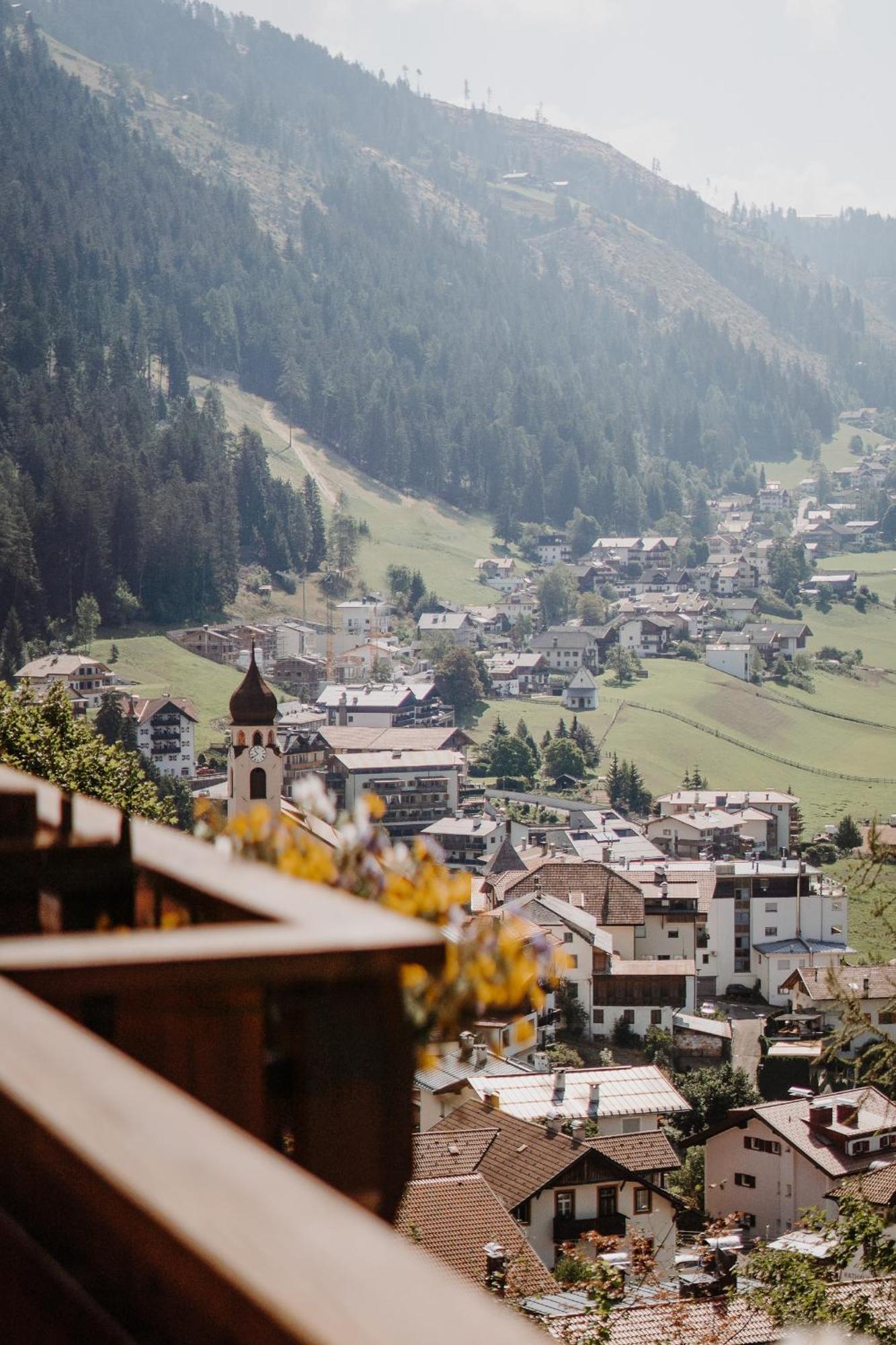 Hotel Berghaus Rosengarten Welschnofen Exterior foto