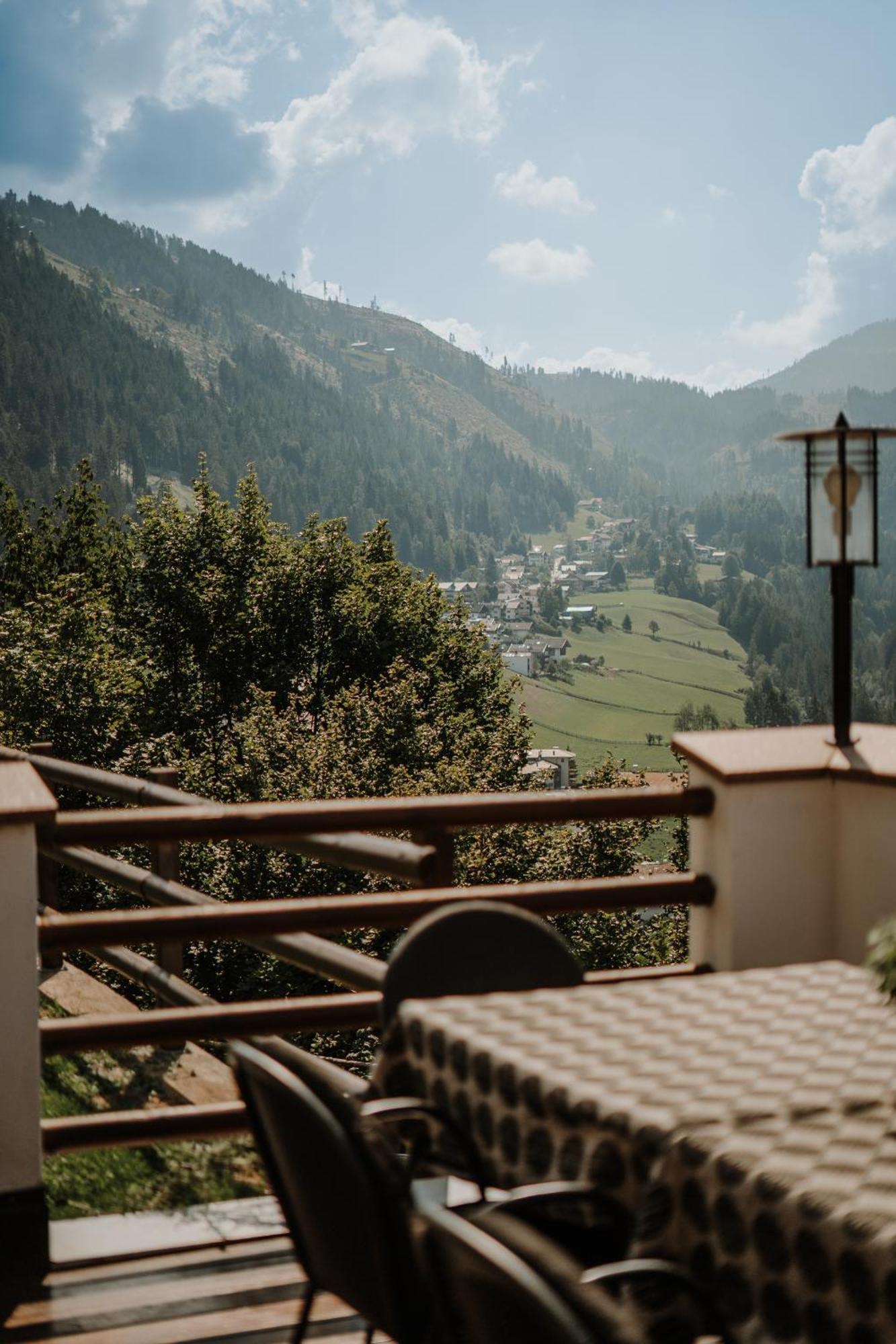 Hotel Berghaus Rosengarten Welschnofen Exterior foto